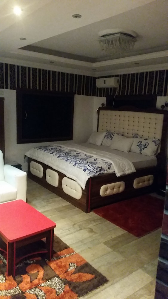 Superior Room, 1 King Bed