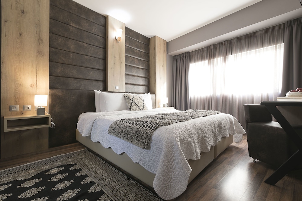 Executive Double or Twin Room, 1 Queen Bed - Photo 2