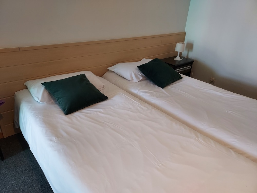 Double Room, Air conditioning, Garden View photo 2