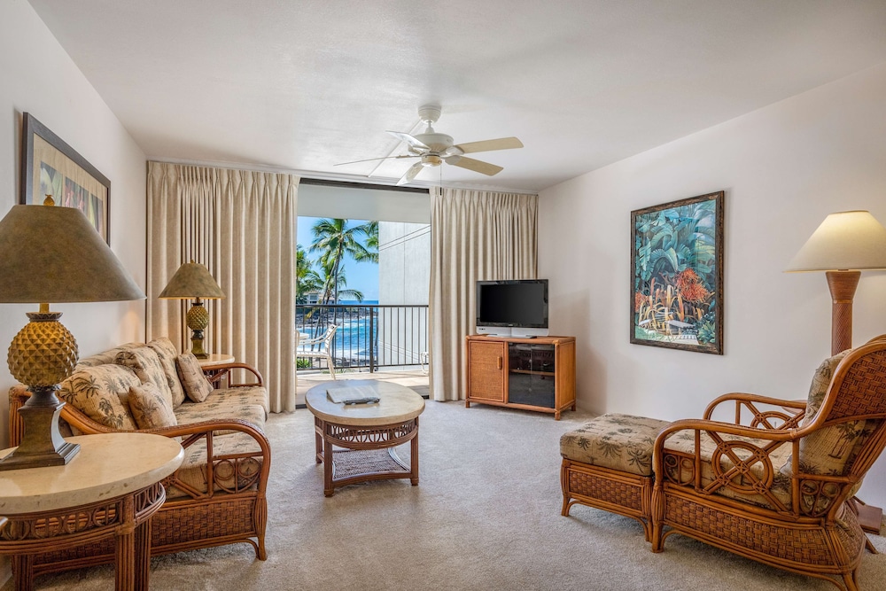 Suite, 1 Bedroom, Ocean View (2 Bathrooms)