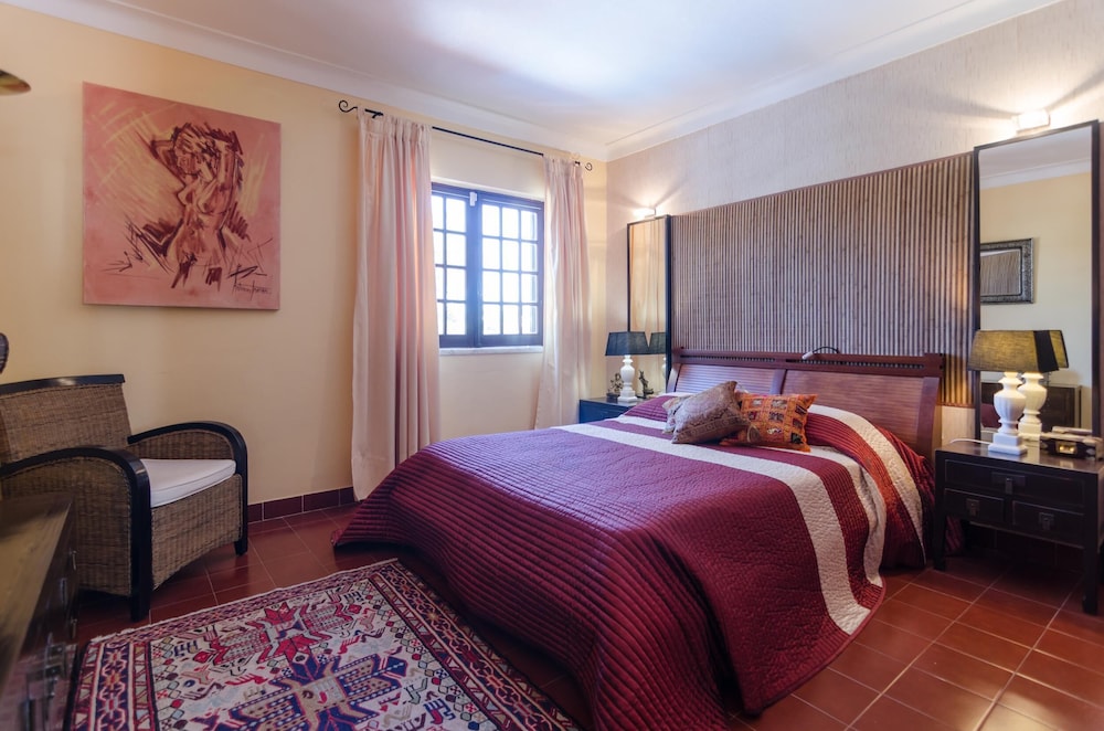 Villa, 5 Bedrooms, Private Pool, City View