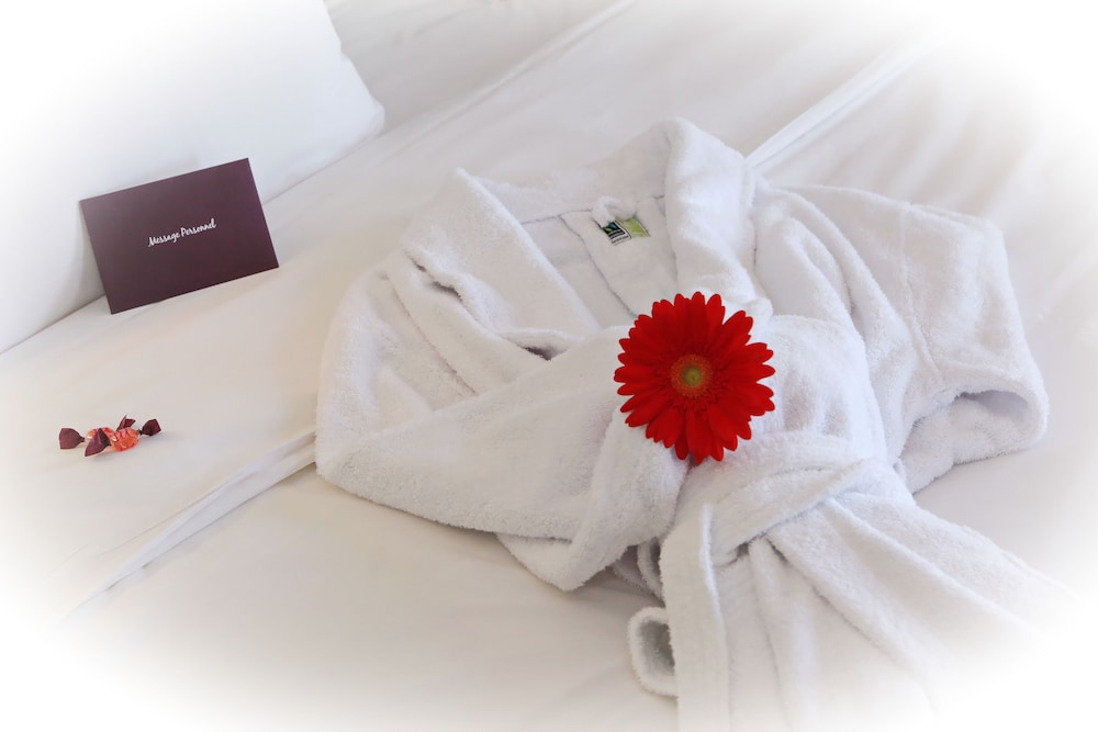 Privilege, Twin Room, 1 Double Bed - Photo 2