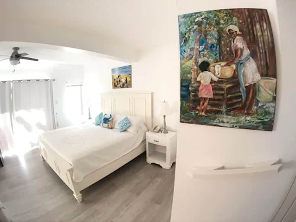 Luxury Studio, 1 King Bed