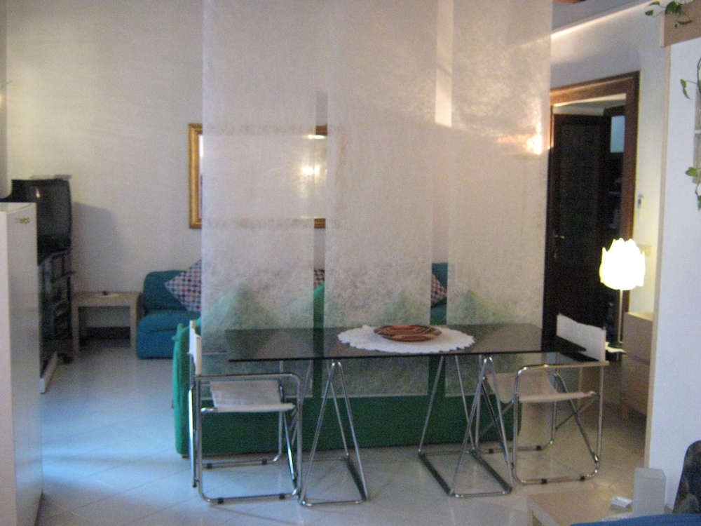 Superior Triple Room, Private Bathroom photo 2