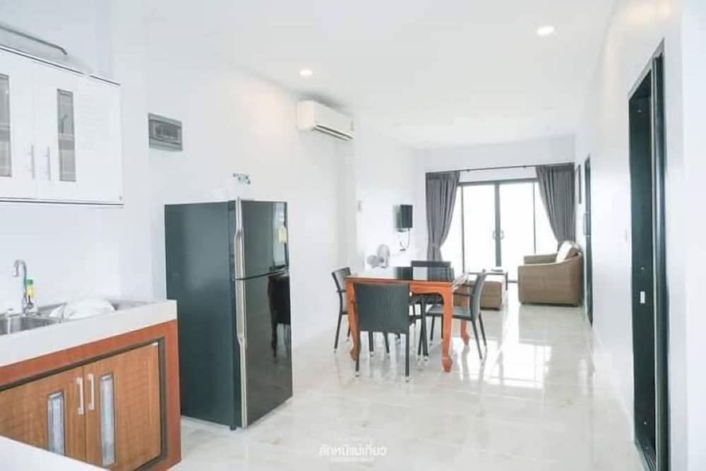 Family Villa, Kitchen, Beachfront - Photo 1