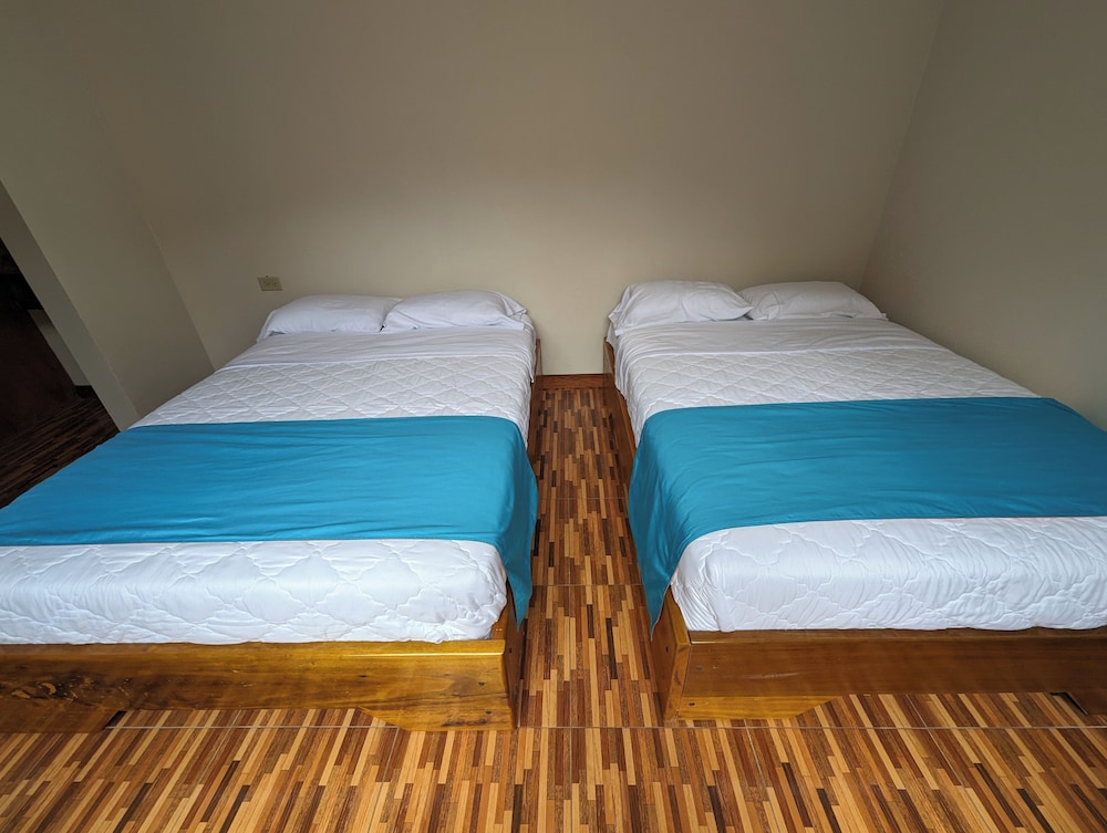 Family Quadruple Room, City View photo 2