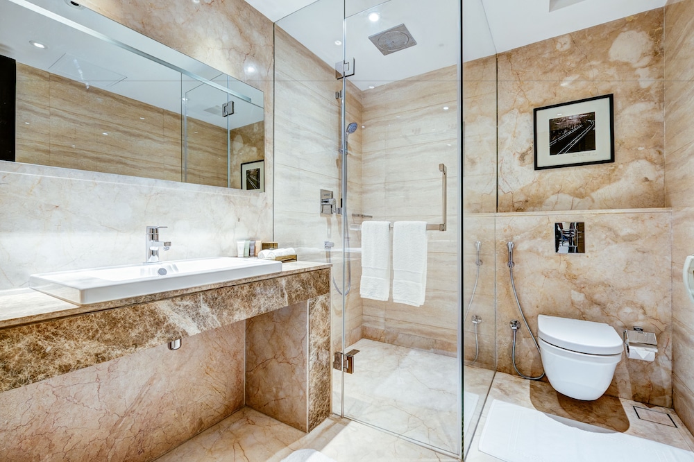 Premier Suite, 1 Bedroom, Accessible, City View photo 3