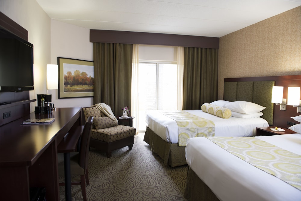 Deluxe Room, 2 Queen Beds, Accessible photo 1
