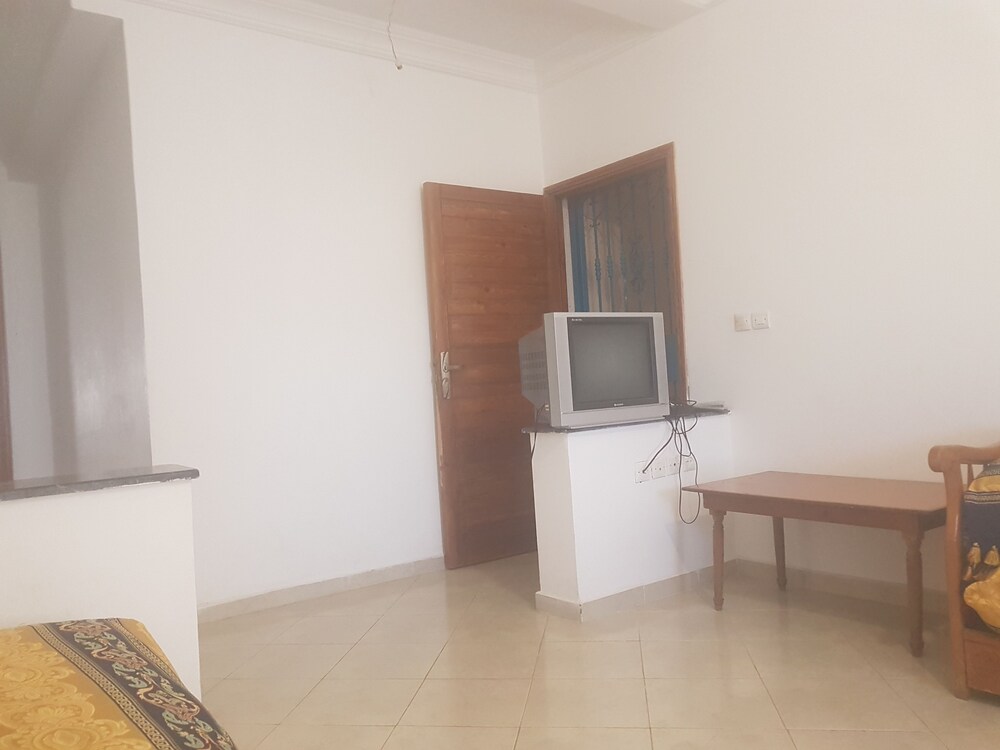 Classic Apartment, 2 Bedrooms, Non Smoking photo 3