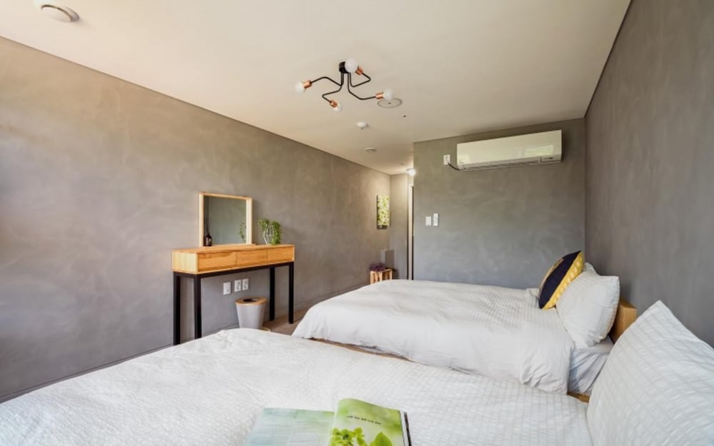 Room (Room 209) photo 3
