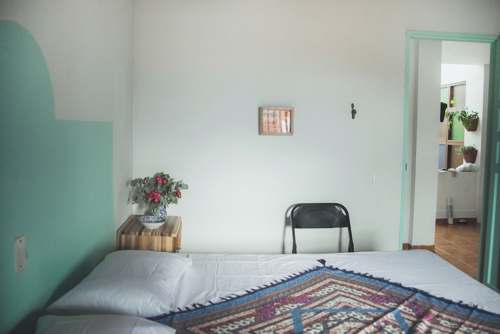 Traditional Double or Twin Room, 1 King Bed photo 3