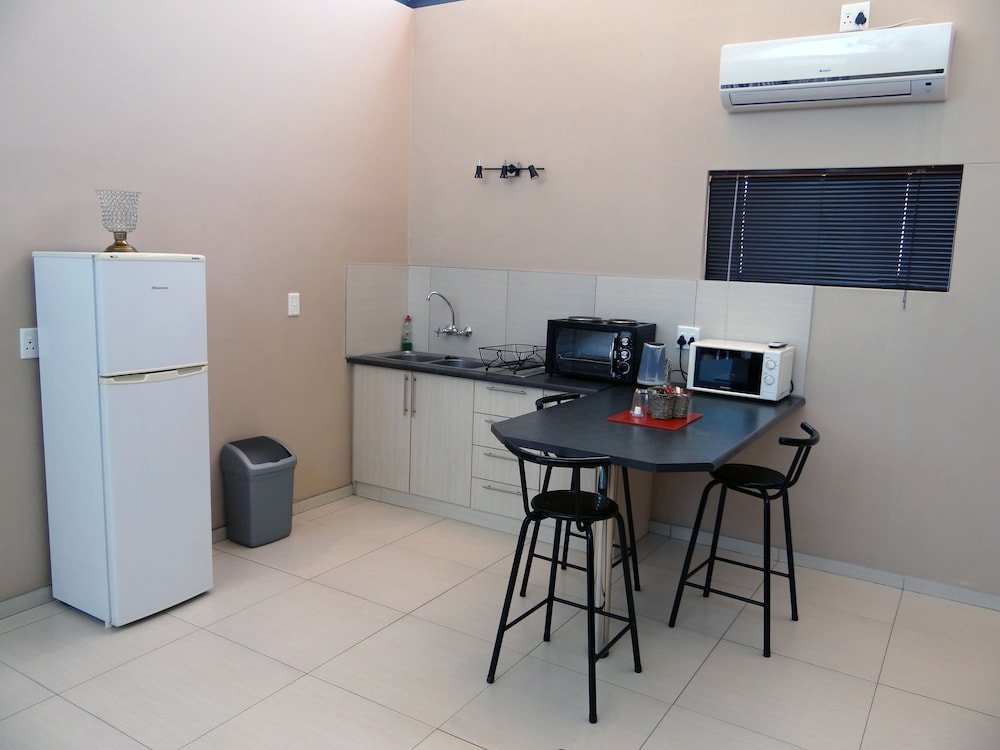Family Apartment, 2 Bedrooms, River View photo 3