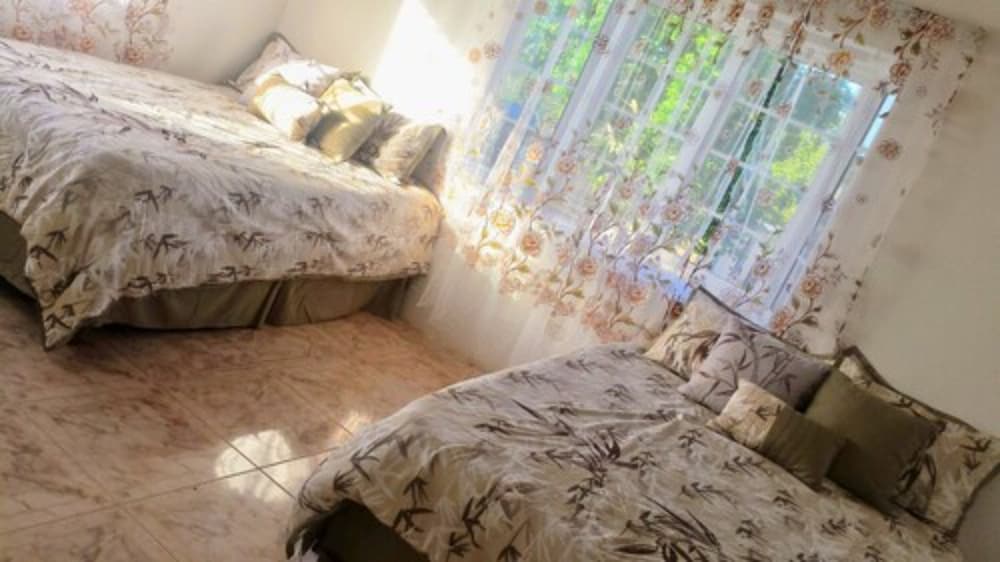 Traditional Double Room, 2 Double Beds, Non Smoking