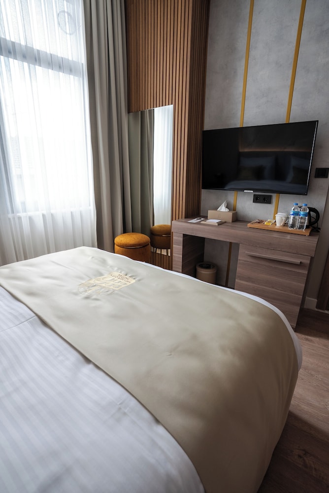 Standard Room, Non Smoking, City View photo 2