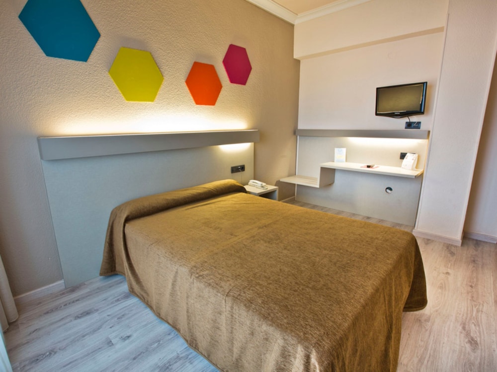 Double or Twin Room photo 2