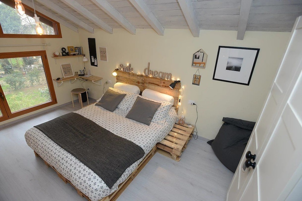 Three Bedroom Apartment Canal View