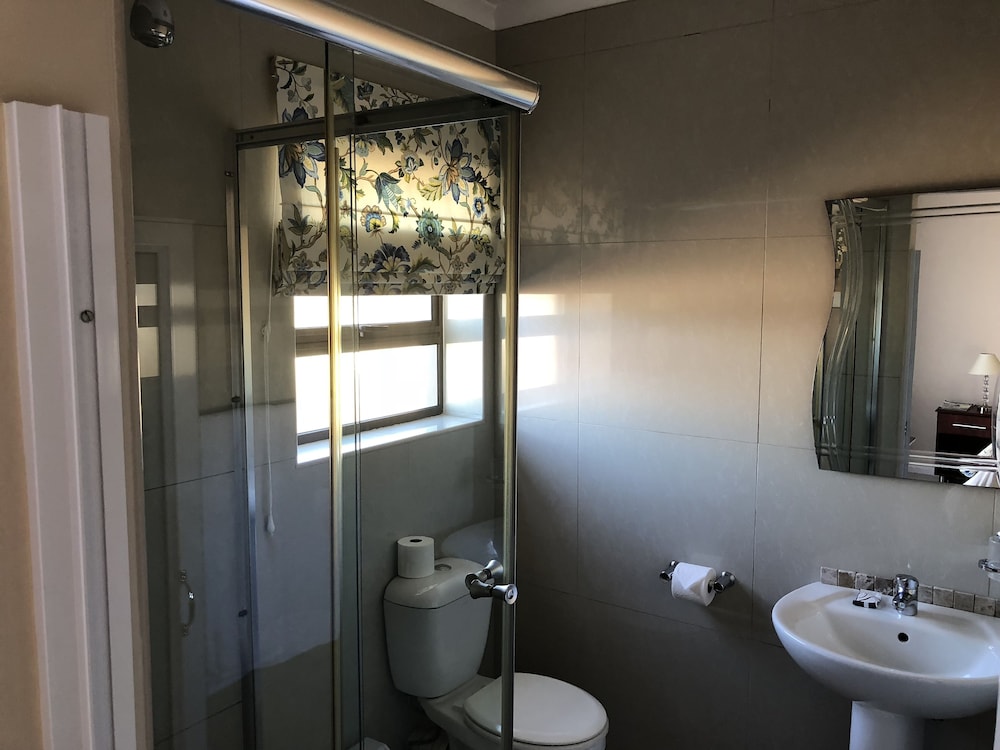 Luxury Room - Photo 26