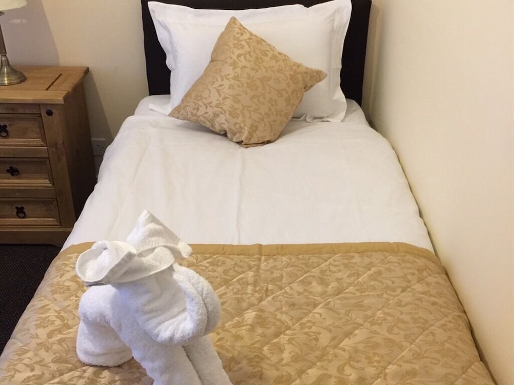 Basic Single Room, Ensuite photo 1