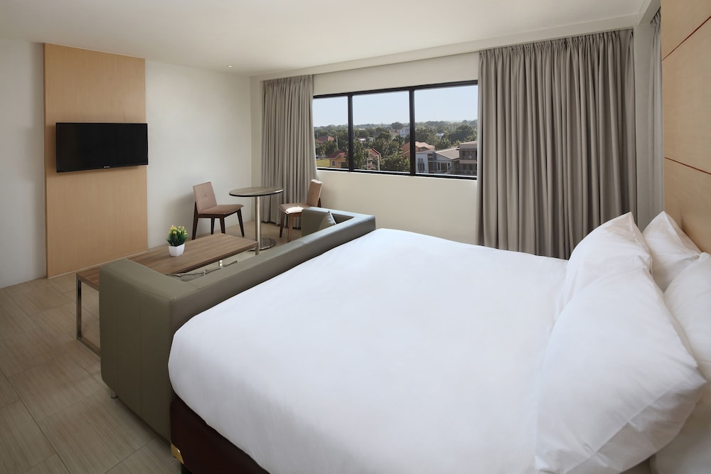 Executive Suite photo 3