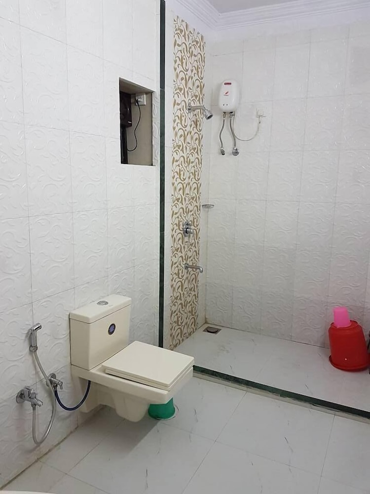 A/C Deluxe Room photo 3