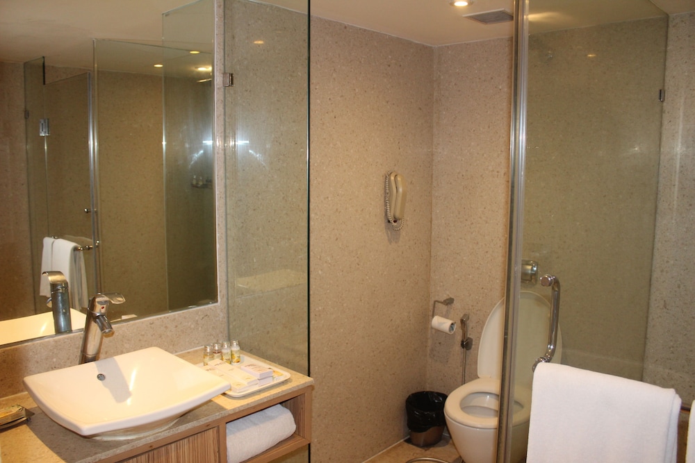 Premium Room - Photo 13