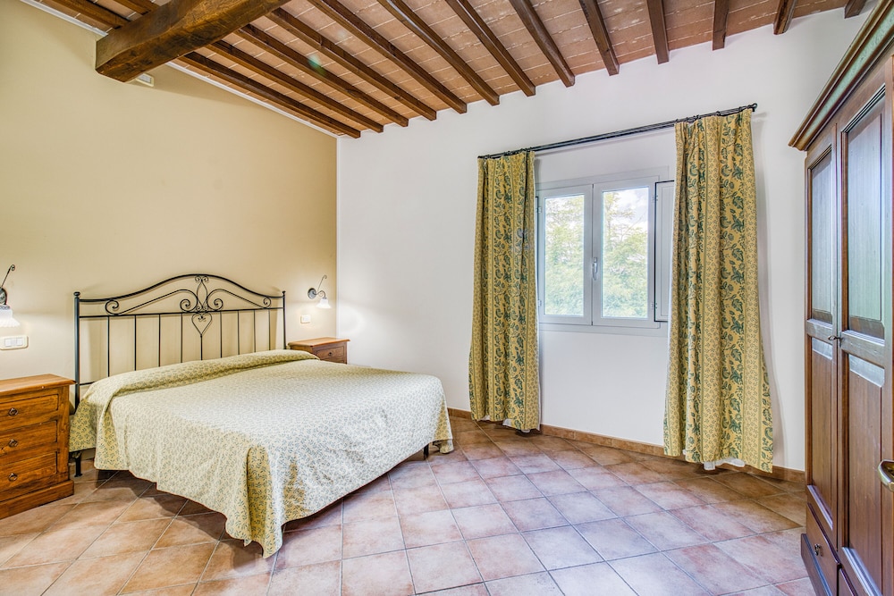 Family Apartment, 1 Bedroom, Mountainside (Limone Family Apt Shared) photo 3