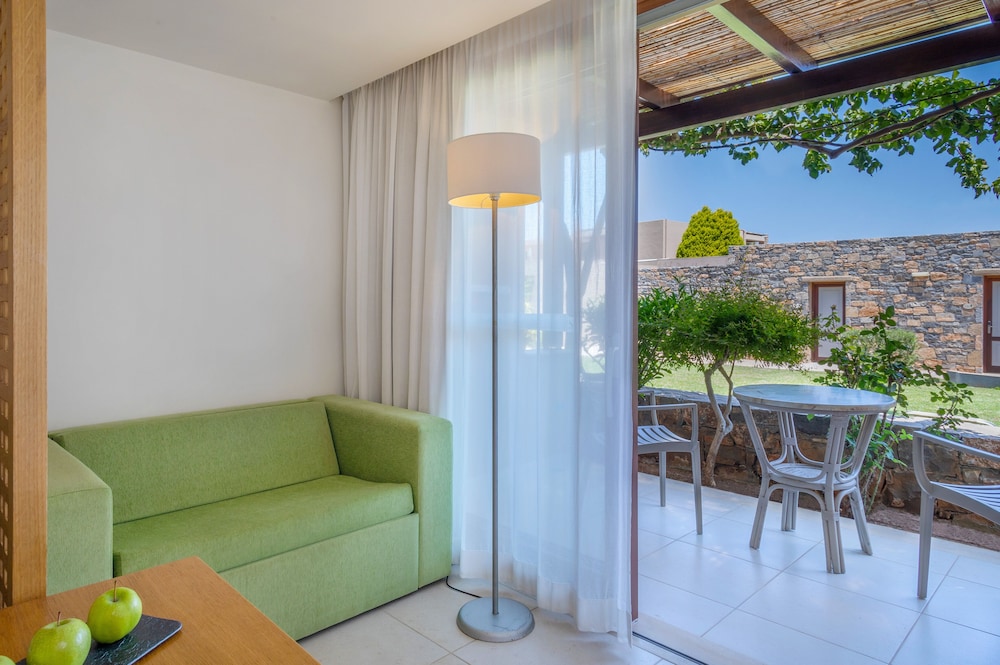Junior Suite, Garden View (2+1)