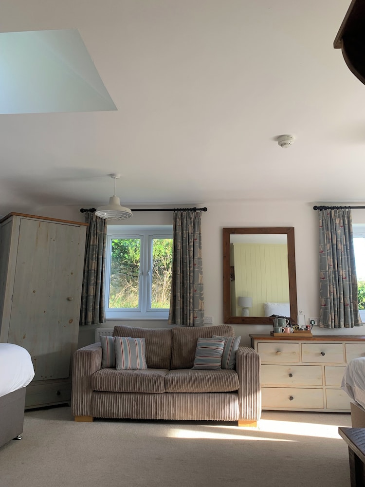 Deluxe Triple Room - Photo 4