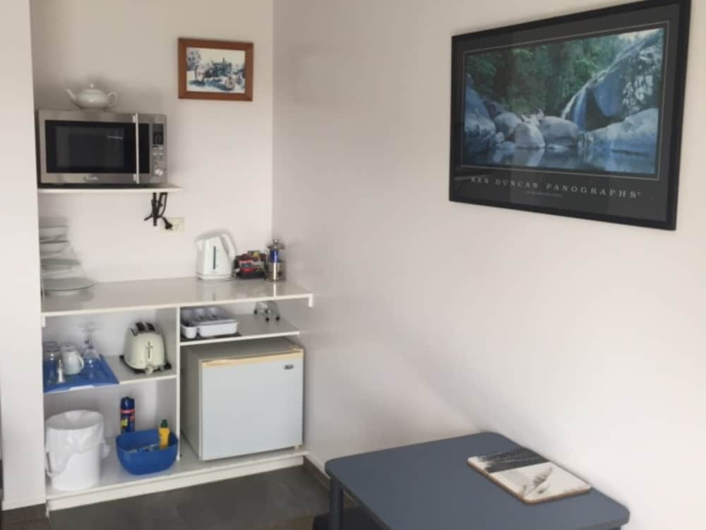 Studio Kitchenette - Photo 5