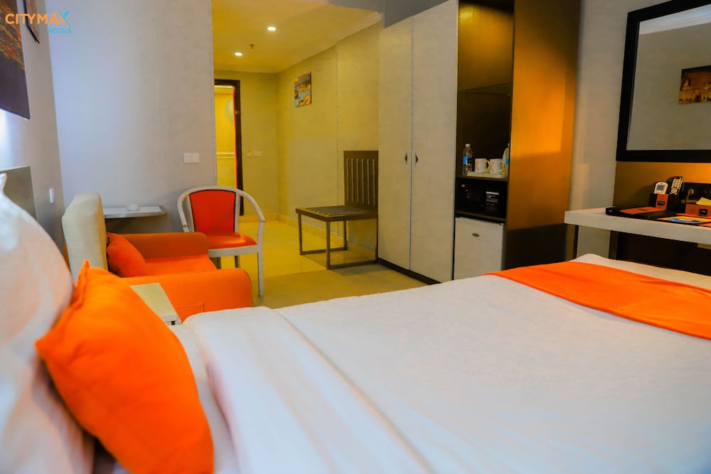 Superior Double or Twin Room, 1 Bedroom, Smoking photo 3