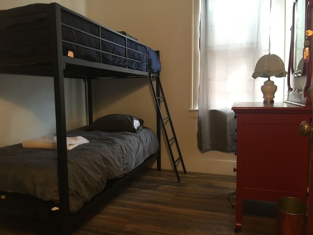 Full / Twin Bunk Bed OUT OF STATE ID REQUIRED photo 2