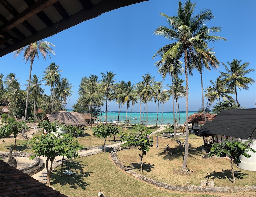 Deluxe Double Room, Beach View photo 3
