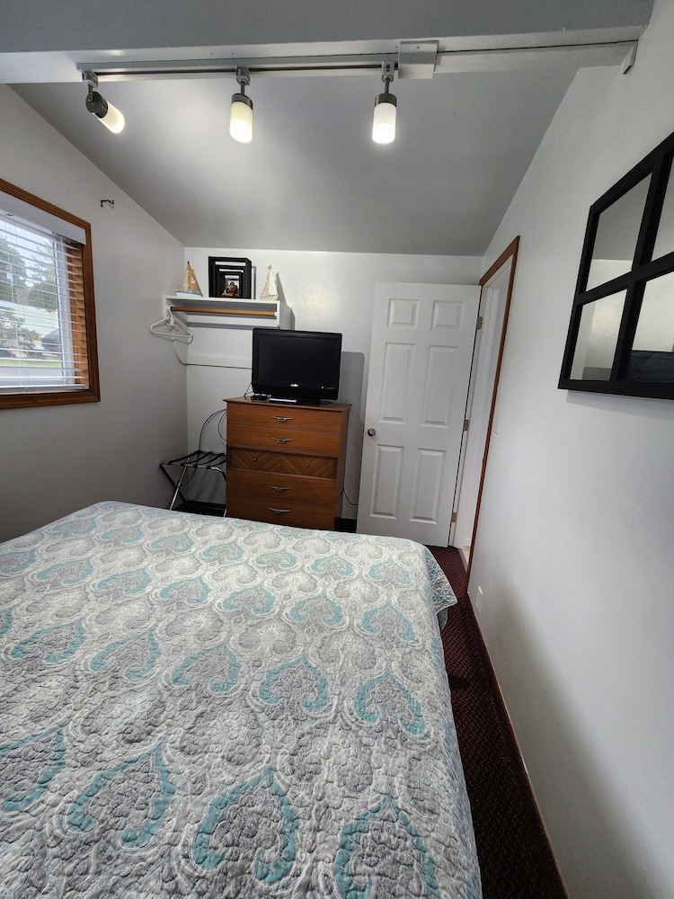 Cabin, 1 Bedroom photo 2