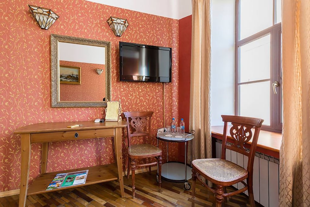 Standard Double or Twin Room photo 3