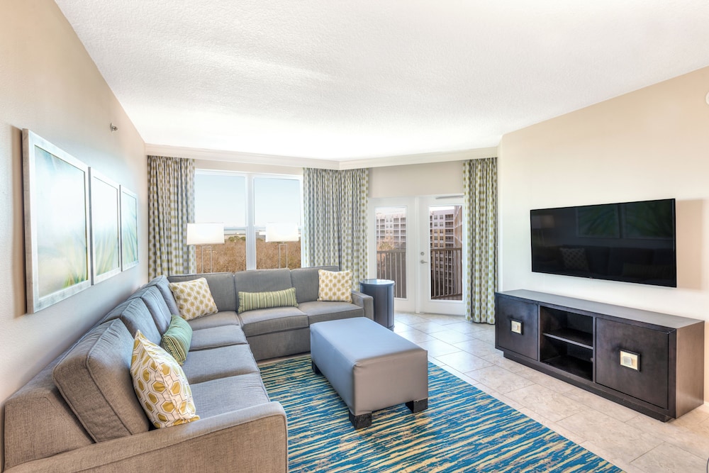 Deluxe Two Bedroom Suite, Pool View - Photo 15