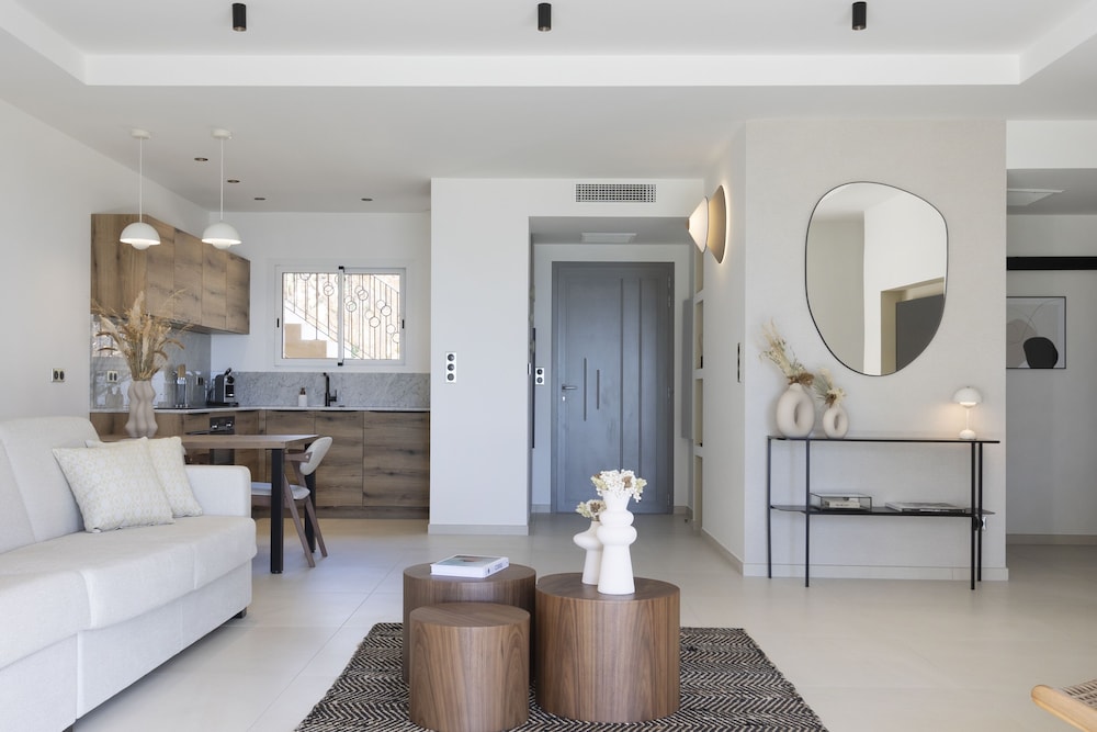 Premium Apartment, 2 Bedrooms, Terrace, Sea Facing photo 1