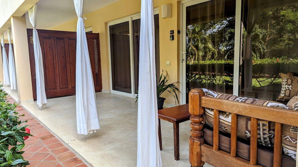 Traditional Suite, 1 Bedroom, Garden View, Ground Floor - Photo 2