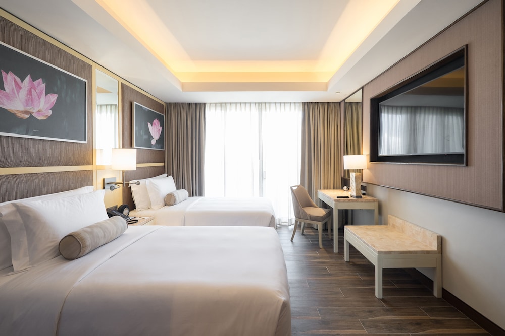 Club Room, 2 Twin Beds - Photo 2