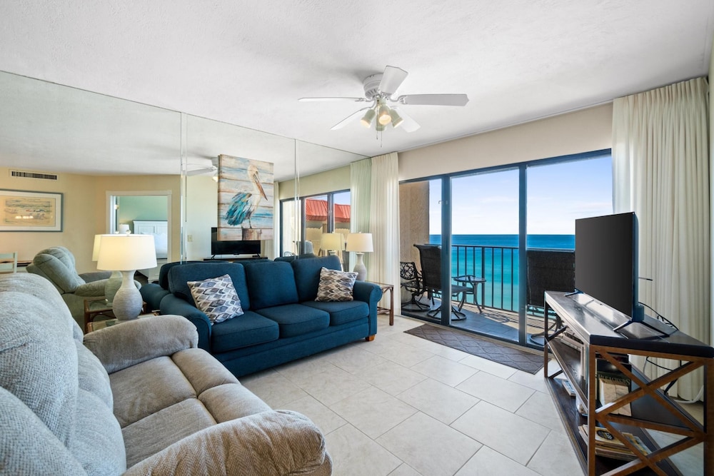 Condo, 2 Bedrooms, Ocean View (1003A)