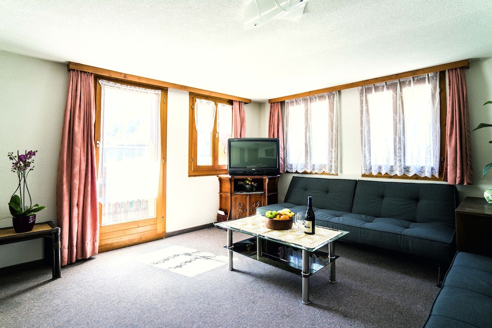 Apartment, 2 Bedrooms (Apartment 11) photo 3