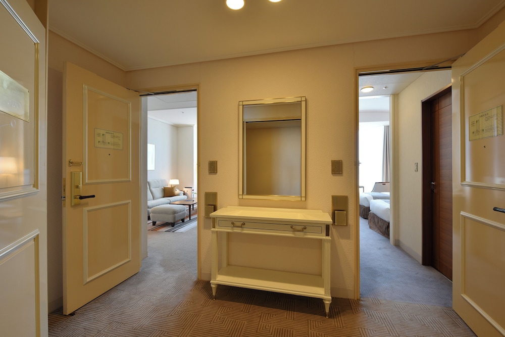 Tower Building High Floor 2 Bed Room Suite Twin, Non Smoking