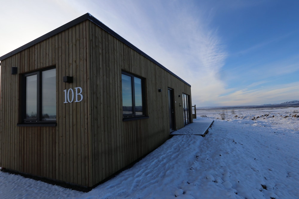 Superior Two Person Cabin with Hot Tub photo 2
