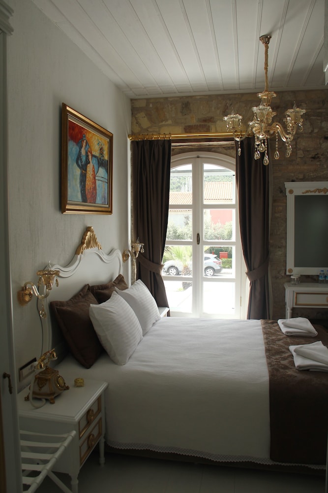 Standard Double Room, City View