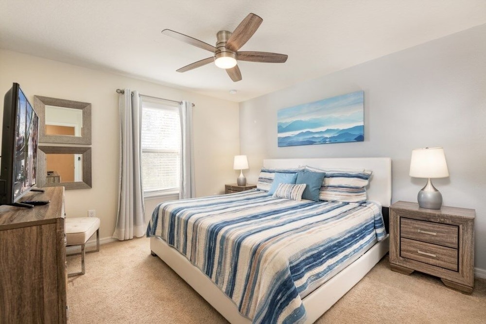 House, Multiple Bedrooms