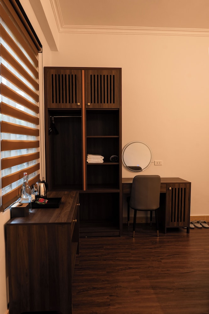 Family Twin Room