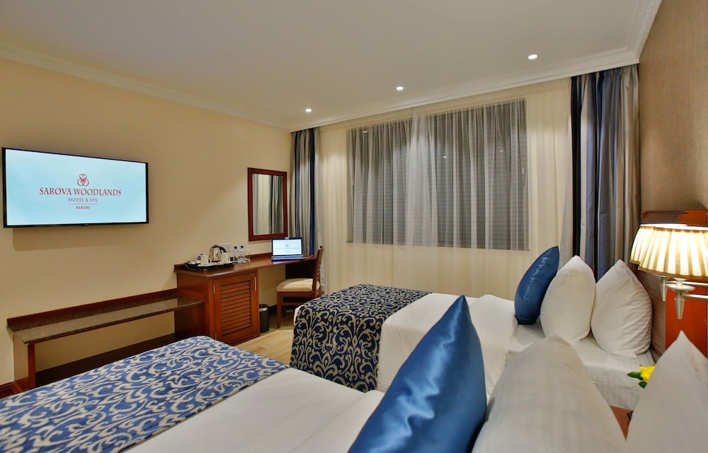 Woodlands Superior Twin Room photo 3