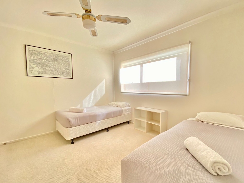 2 bedroom Superior Apartment, Marina Views photo 3