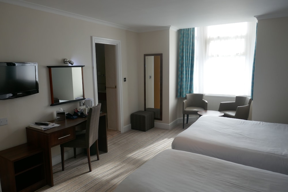 Superior Room, 2 Twin Beds, Non Smoking, Sea View photo 3