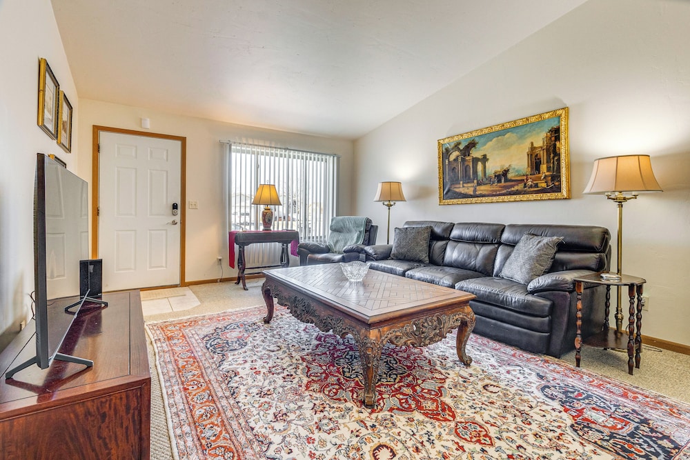 Apartment (2 Bedrooms)