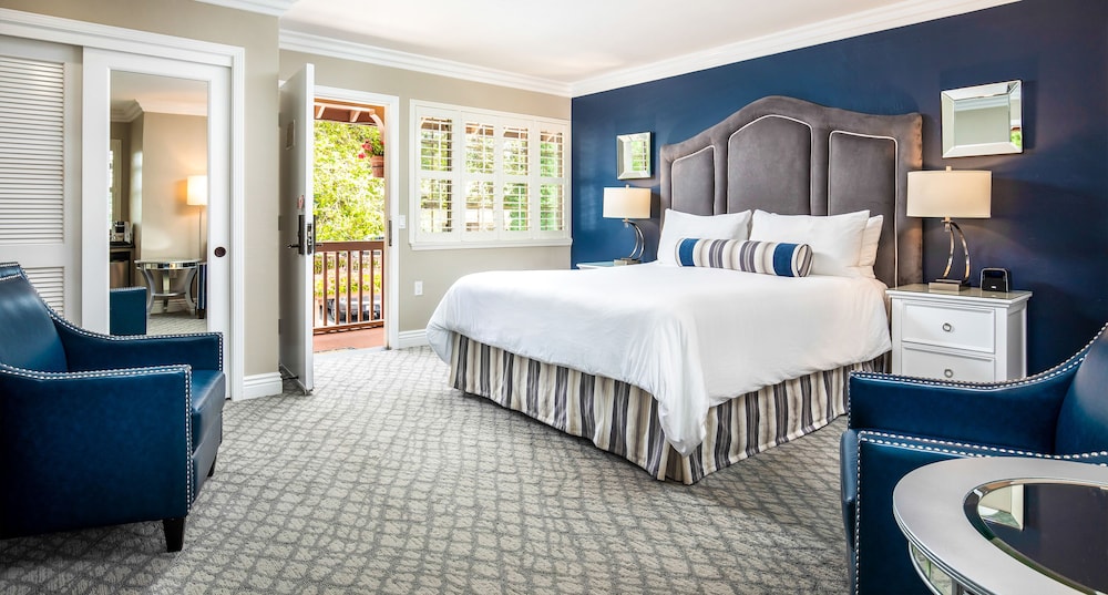 Standard Room, 1 King Bed - Photo 1